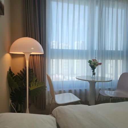 Daegu Star B&B Dsr Hotel Lily Guestroom Ngoại thất bức ảnh