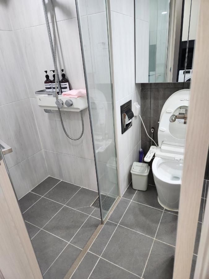 Daegu Star B&B Dsr Hotel Lily Guestroom Ngoại thất bức ảnh