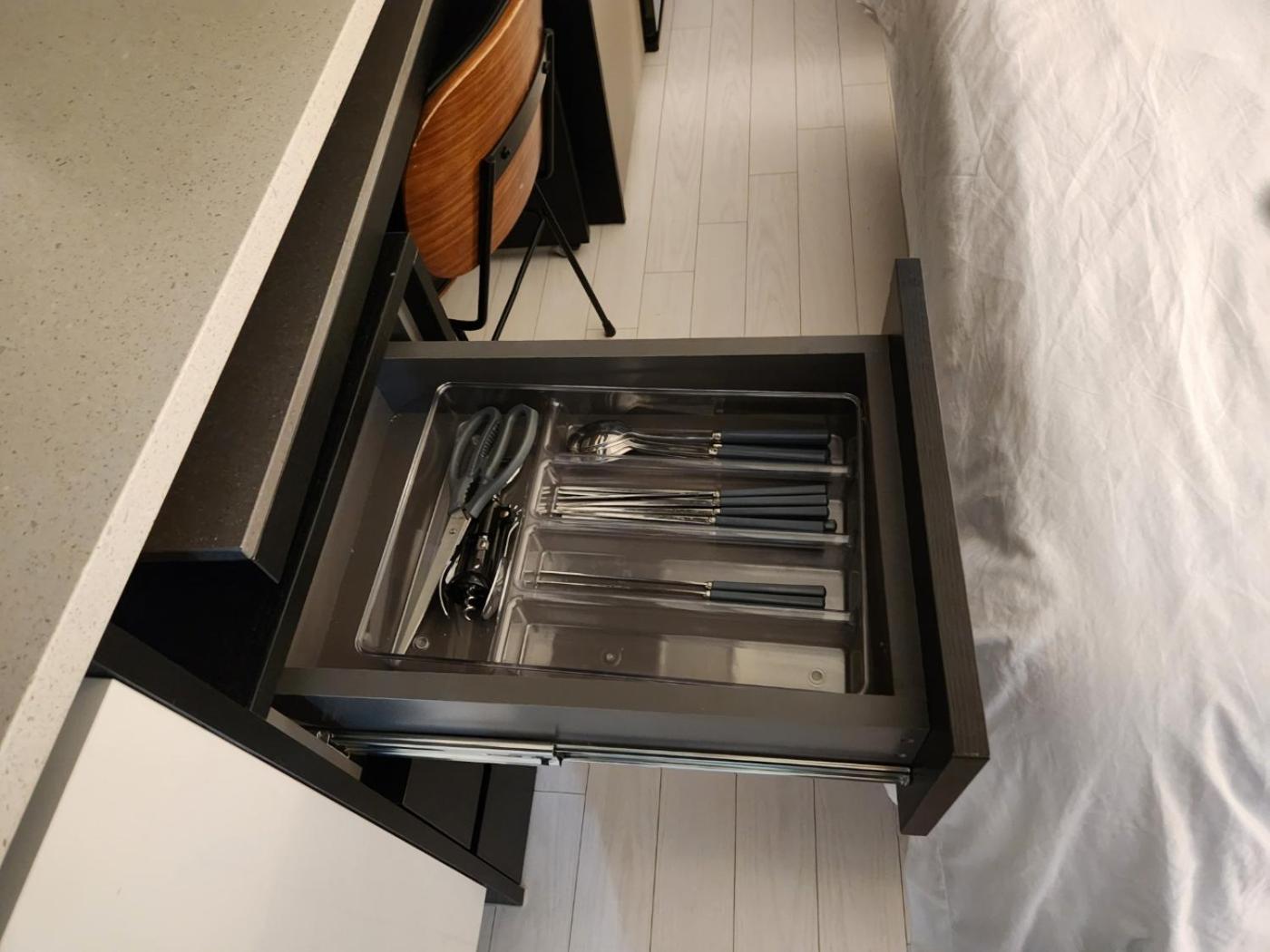 Daegu Star B&B Dsr Hotel Lily Guestroom Ngoại thất bức ảnh