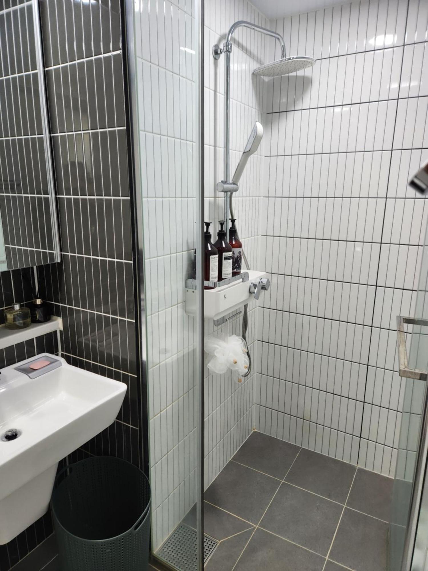 Daegu Star B&B Dsr Hotel Lily Guestroom Phòng bức ảnh