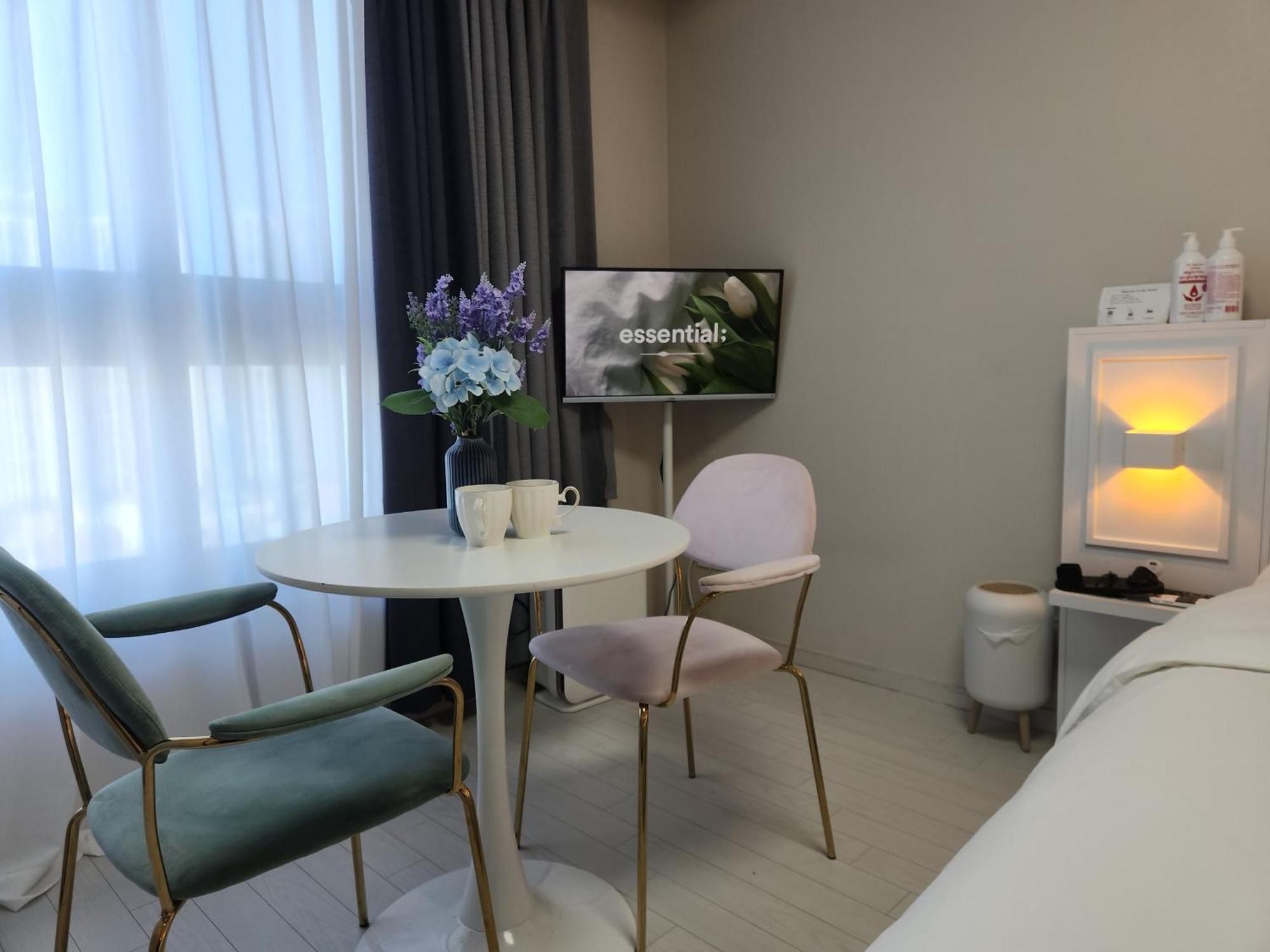 Daegu Star B&B Dsr Hotel Lily Guestroom Phòng bức ảnh